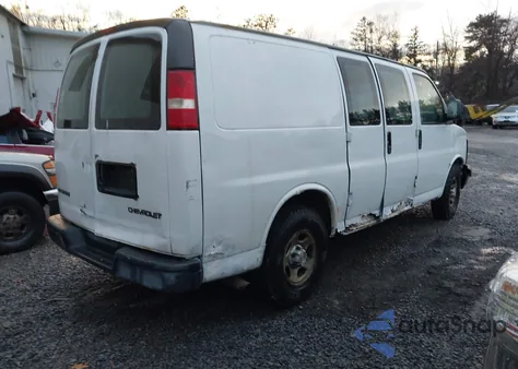2005 Chevrolet Express из США, поврежденный, VIN 1GCFG15X351127733